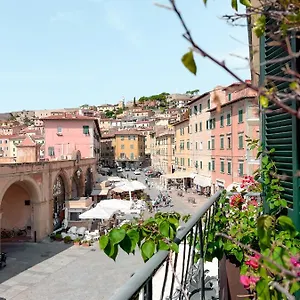 Couette-café Indarsena, Portoferraio
